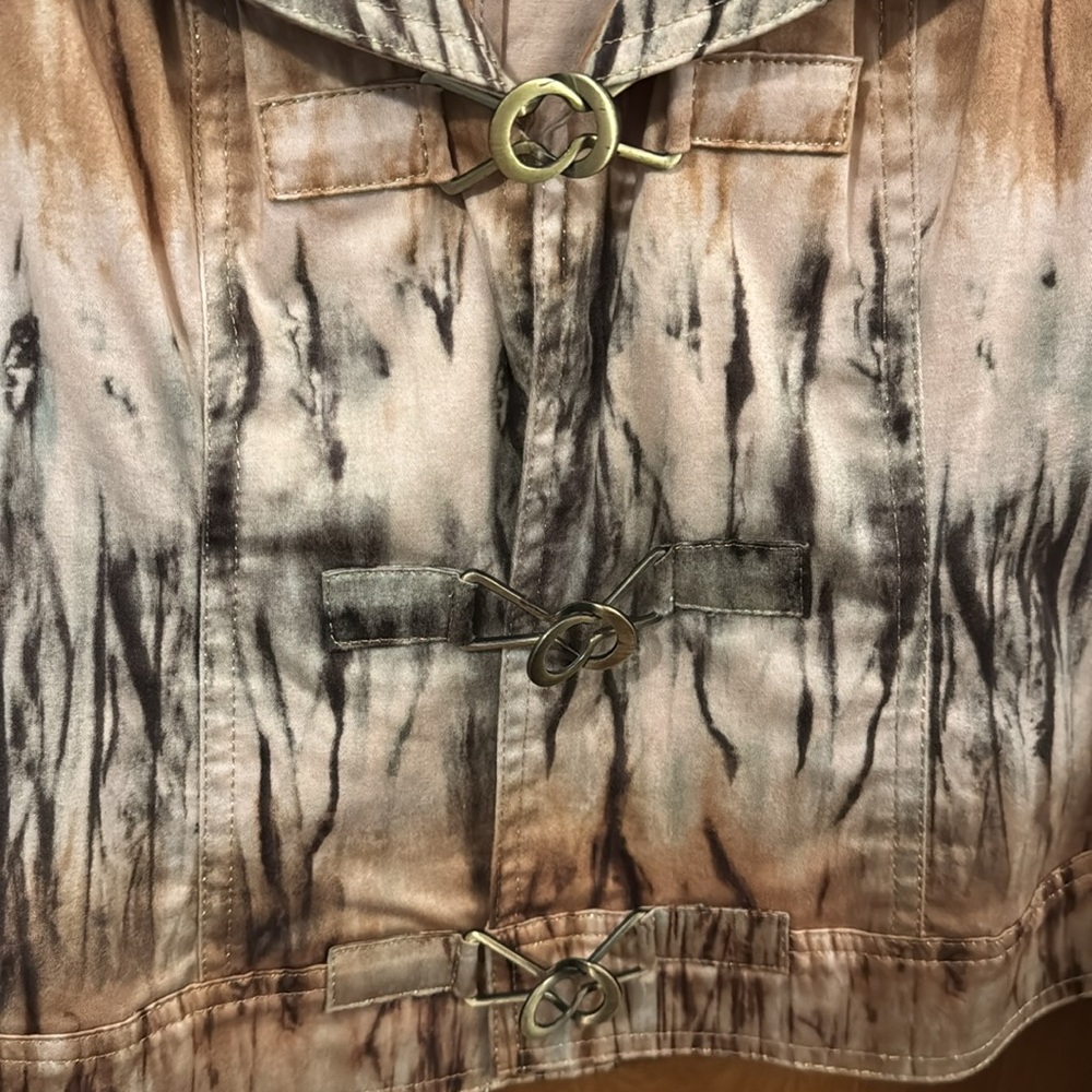 Jacket with Collar and Gold Hardware - Picture 3 of 5